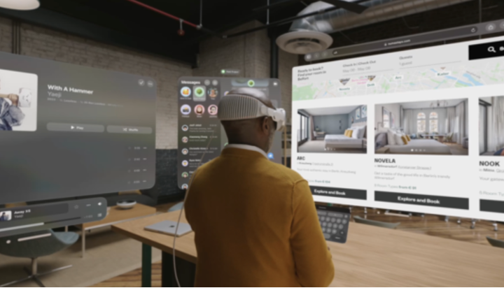 🍏✨ Step into the future of work with Apple Vision Pro! 

🚀 Seamlessly merge physical &amp; digital worlds for enhanced productivity, collaboration, &amp; learning. Integrate Workspace ONE &amp; unlock its full potential on visionOS devices. #FutureOfWork bit.ly/49NpMyo