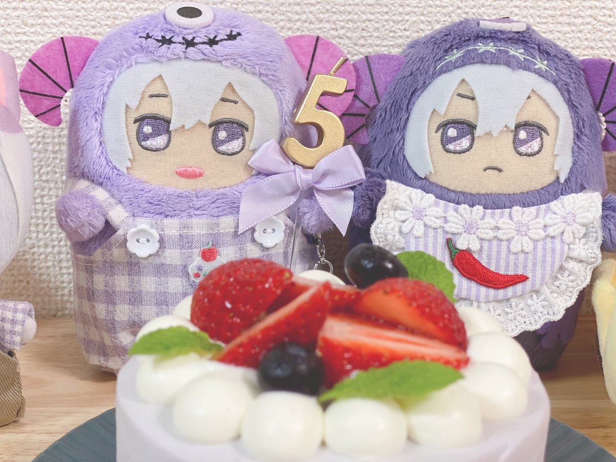 みん tweet media