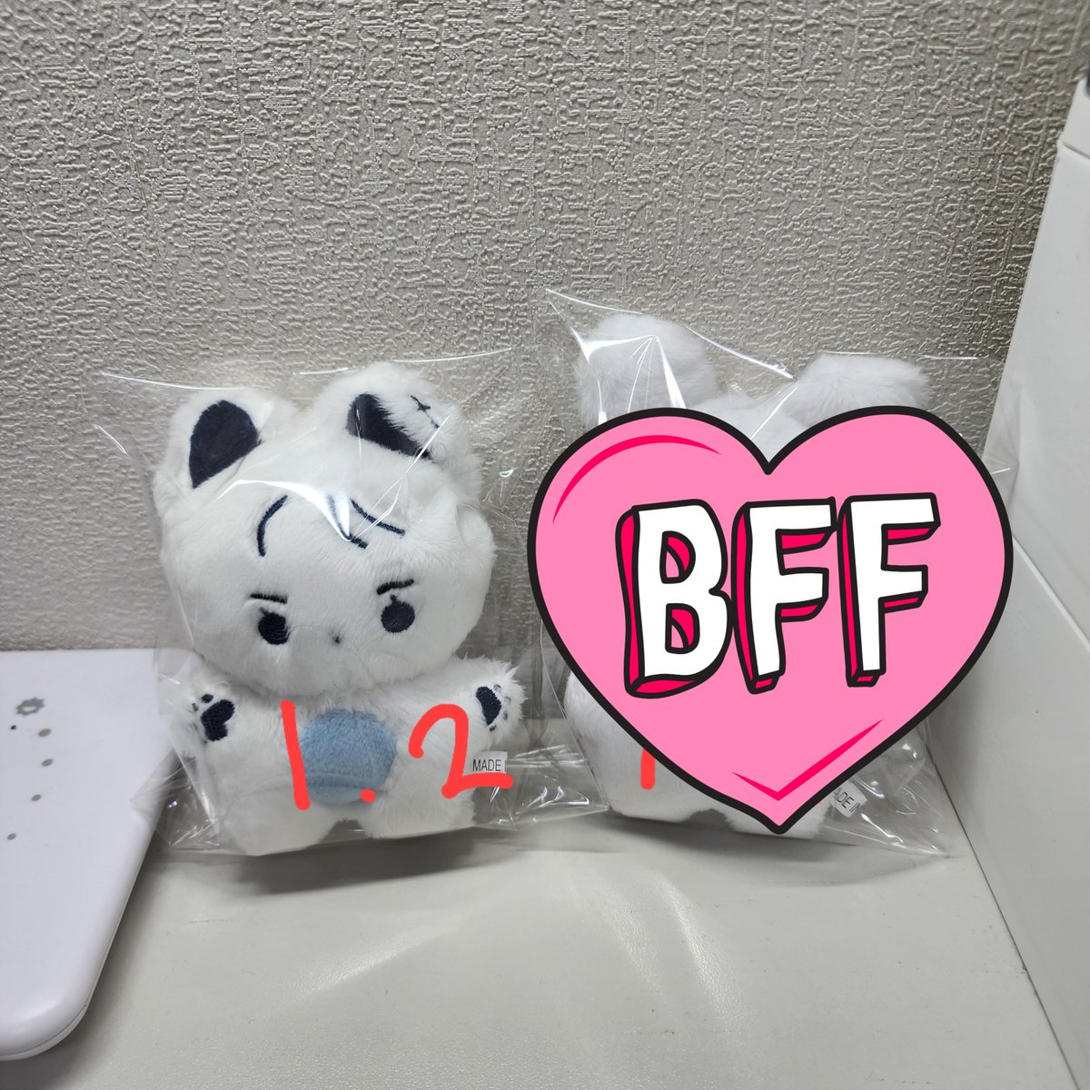 juin_005's tweet photo. 판매 완료 
(스티커 붙은건 판매안됨) https://t.co/FoADxZ4lhe