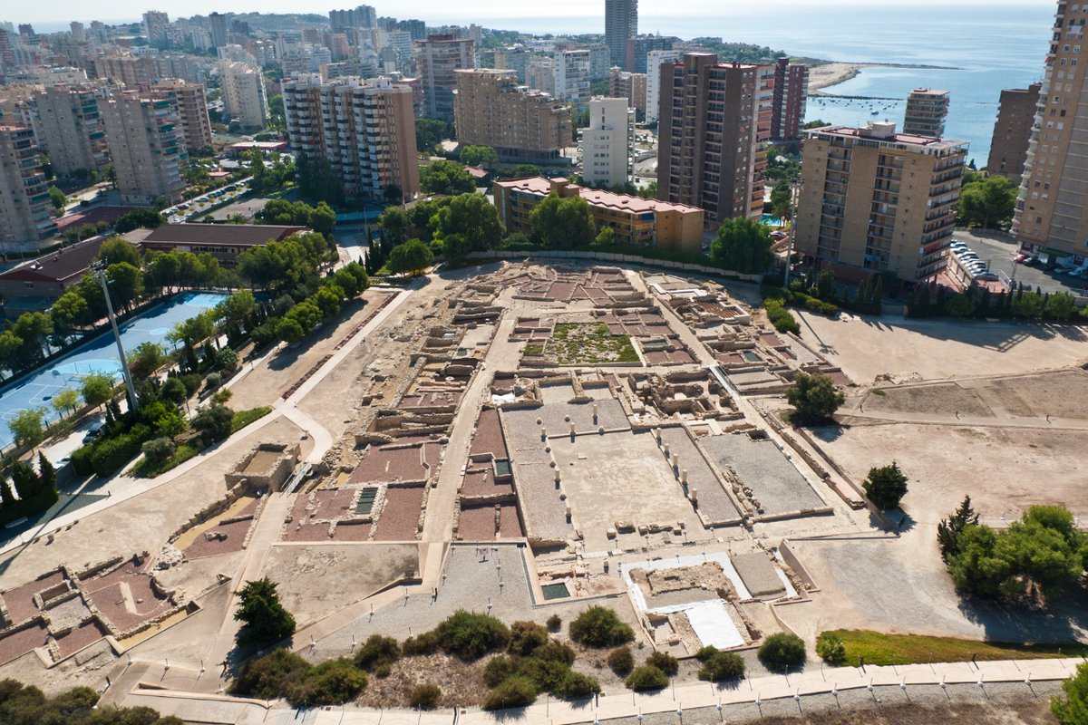 Have you visited the archaeological site of Lucentum yet? Don't miss it! With its winter schedule, it is open from Tuesday to Saturday from 10:00 AM to 2:00 PM and from 3:30 PM to 5:30 PM, and on Sundays and holidays from 10:00 AM to 2:00 PM. 🏛️🌞🍂 alicanteturismo.com/yacimiento-arq…