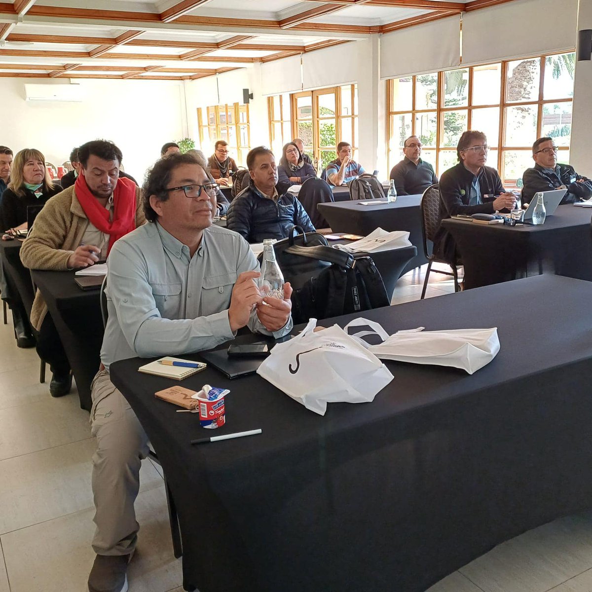 Comienza la Primera Asamblea Nacional de Fesumin con presencia de dirigentes de los 9 Sindicatos base de la federación. Ahora, expone sobre cláusulas innovadoras en contratos colectivos, la dirigenta del Sindicato PDP, María Cristina Ruidíaz.