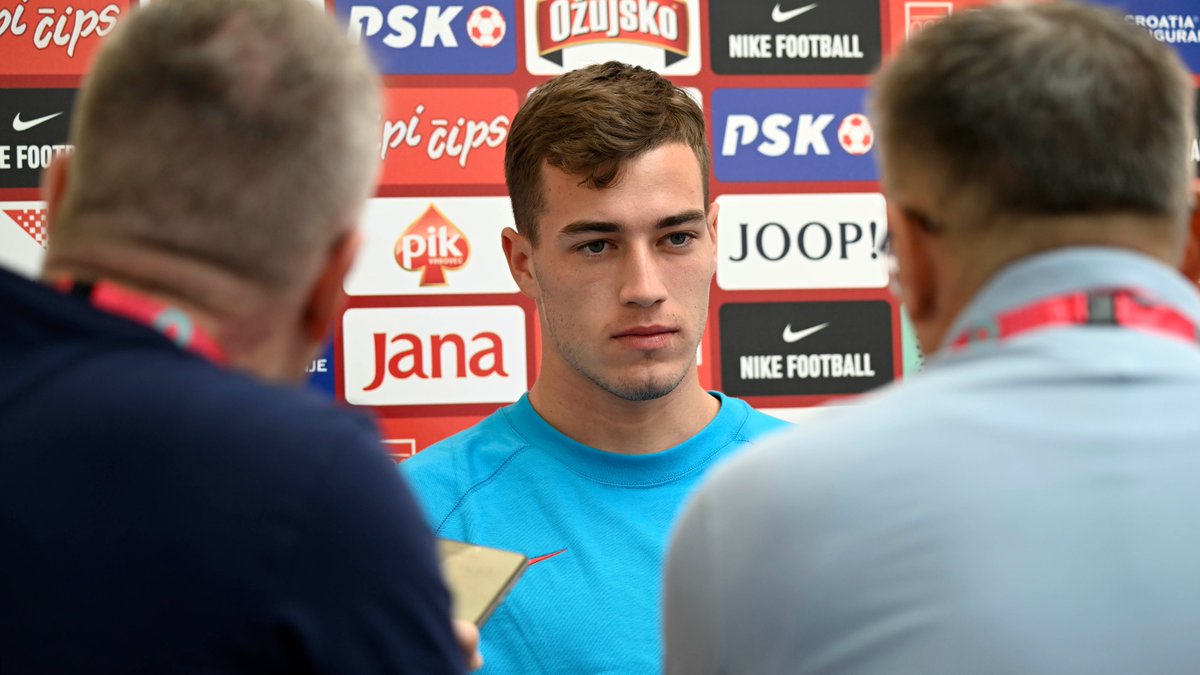 HNSfamily's tweet photo. Press conference | Luka Sučić 🎙️ "Head coach Dalić gave me plenty of support, it really means a lot. I regret missing previous games to injury, but now I'm OK, happy to be here, and I'll try to use every opportunity"

#EURO2024 #Family #Vatreni❤️‍🔥 https://t.co/ZKF5fJYs9S