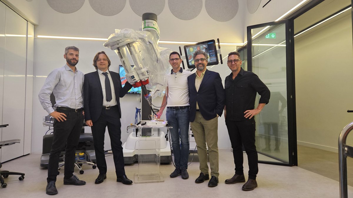 MolinetteUrology (@uromolinette) on Twitter photo Molinette Urology Equipe at <a href="/ab_medica/">ab medica</a> for #SP #Davinci: <a href="/paolo_gontero/">Paolo Gontero</a> <a href="/frasor86/">francesco soria</a> <a href="/oderdam/">Marco Oderda</a> <a href="/p_deste/">Paolo Destefanis</a> Molinette Urology Equipe at <a href="/ab_medica/">ab medica</a> for #SP #Davinci: <a href="/paolo_gontero/">Paolo Gontero</a> <a href="/frasor86/">francesco soria</a> <a href="/oderdam/">Marco Oderda</a> <a href="/p_deste/">Paolo Destefanis</a>