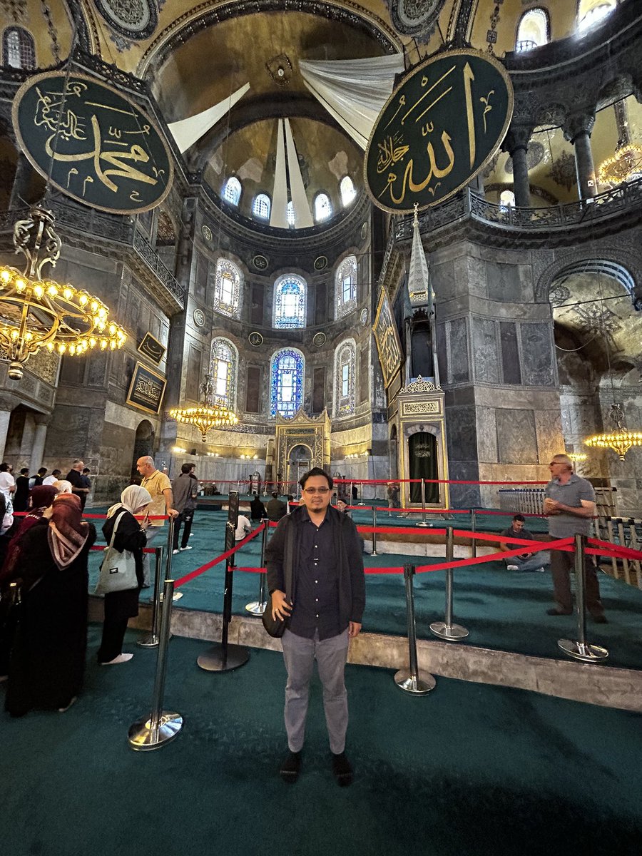 trimaputra's tweet photo. Hagia Sofia https://t.co/rT54Gnyd43