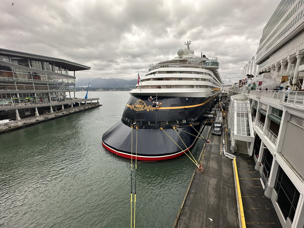 gregauerbach's tweet photo. @TheDCLBlog @DisneyCruise #DisneyWonder position confirmed https://t.co/EQc6yIV3dS