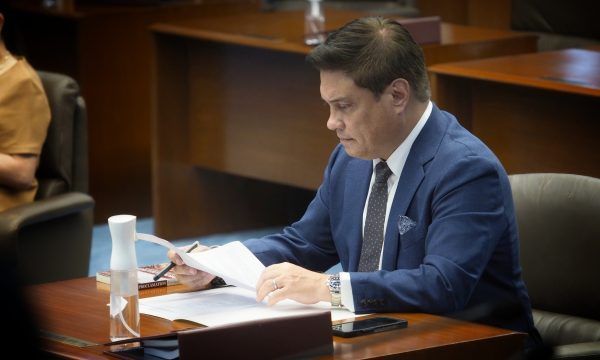 The Philippine Senate President Juan Miguel Zubiri has quit his post, reportedly for opposing a proposal to amend the Philippine Constitution. buff.ly/4dZKkXF