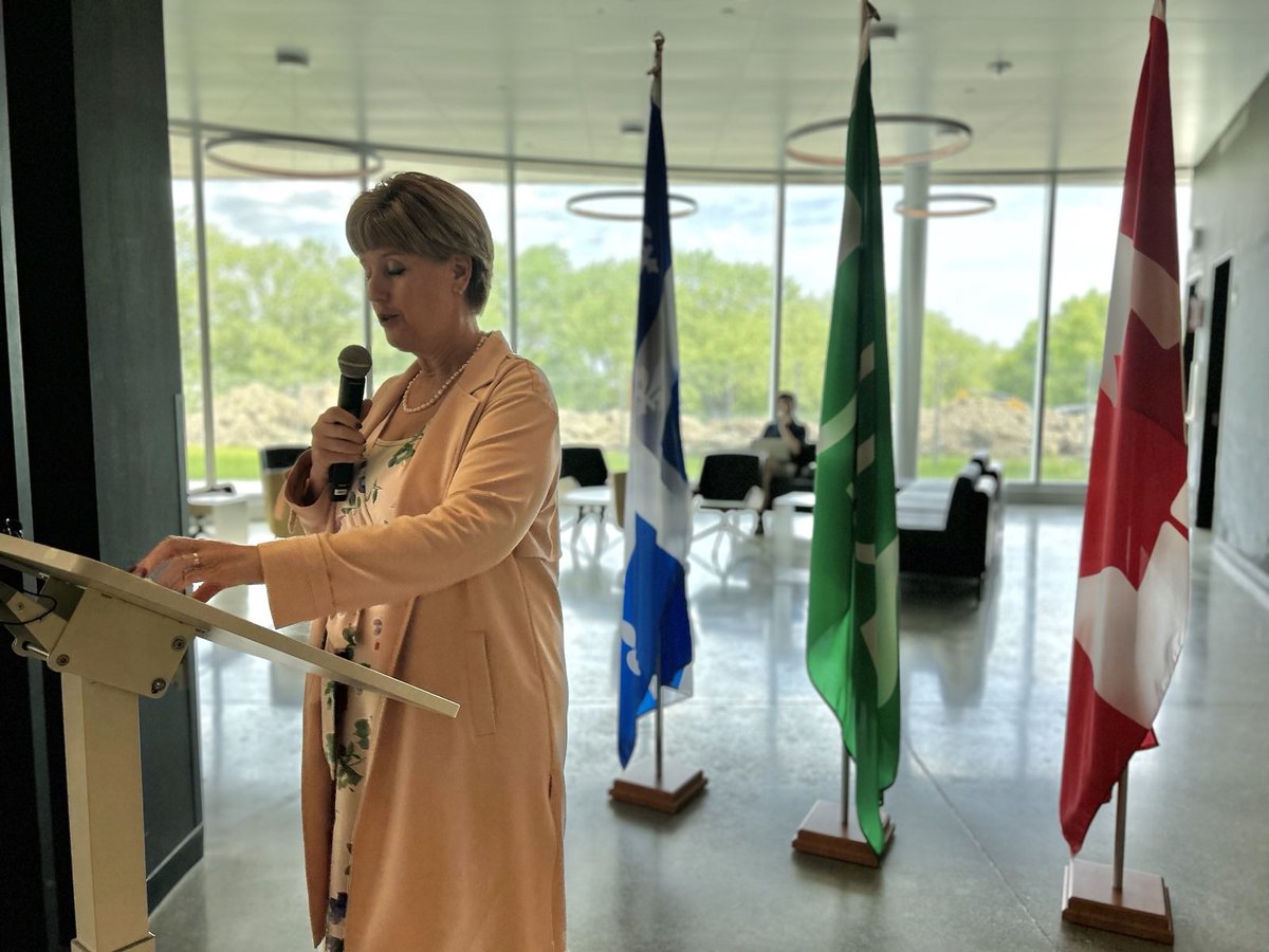 💡🔬🎓 Plus de 50 chercheurs et étudiants de <a href="/USherbrooke/">Université de Sherbrooke</a> et <a href="/UBishops/">Bishop's University</a> ont reçu 10M$ en subventions, bourses et programmes grâce aux récents investissements fédéraux. 

On continue de soutenir la recherche académique et à donner les moyens à la prochaine génération d'innovateurs!