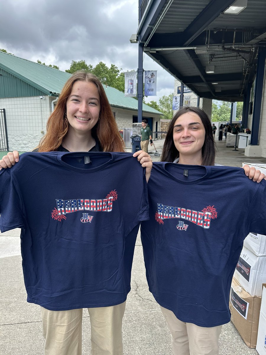HVRenegades's tweet image. 1,000 Fans will receive this awesome shirt courtesy of @heritage_fcu 🇺🇸