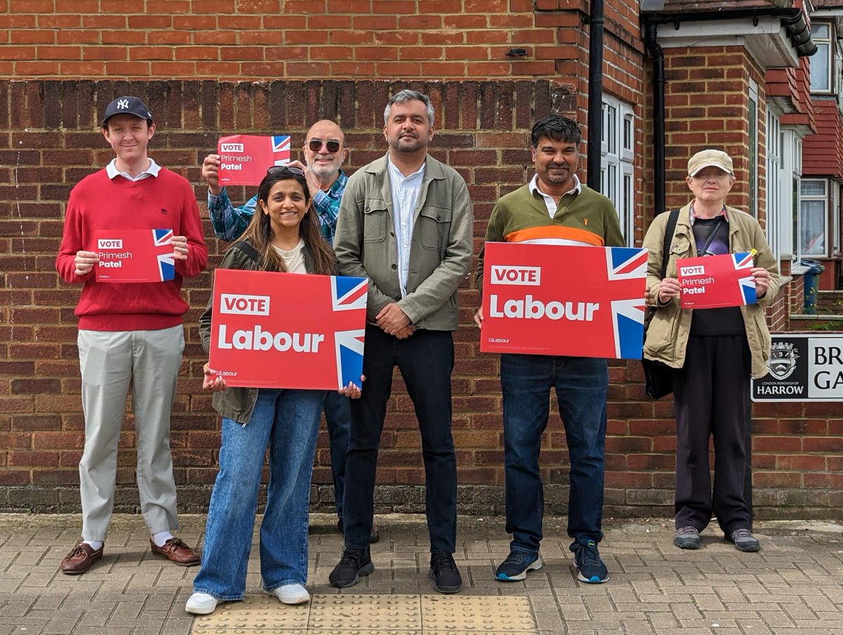 First canvass on this lovely bank holiday - Harrow East for @PrimeshPatel 🌹🌹🌹 Great response on the door with voters wanting change and voting @UKLabour Vote for Change. Vote Labour 4th July 🌹🌹🌹