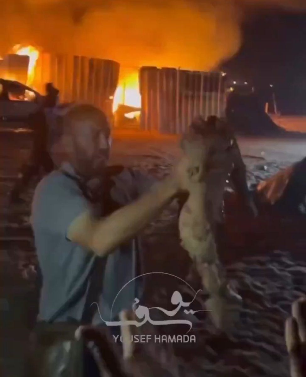 CerfiaFR's tweet photo. 🚨🇮🇱🇵🇸FLASH 

⚠️ IMAGE SENSIBLE ⚠️

Benjamin Netanyahu a déclaré que la frappe sur Rafah est un "incident tragique". https://t.co/9scuiSOr4x