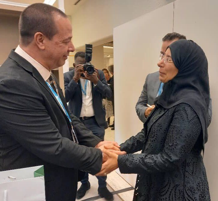 Este lunes se reunió el Dr. Portal Miranda con la Dra. Hanan Mohamed Al-Kuwari, Ministra de #Salud de Qatar, quien manifestó su agradecimiento y satisfacción por el trabajo de nuestros colaboradores en su país. #FlorenciaVaConTodos
#LatirAvileño