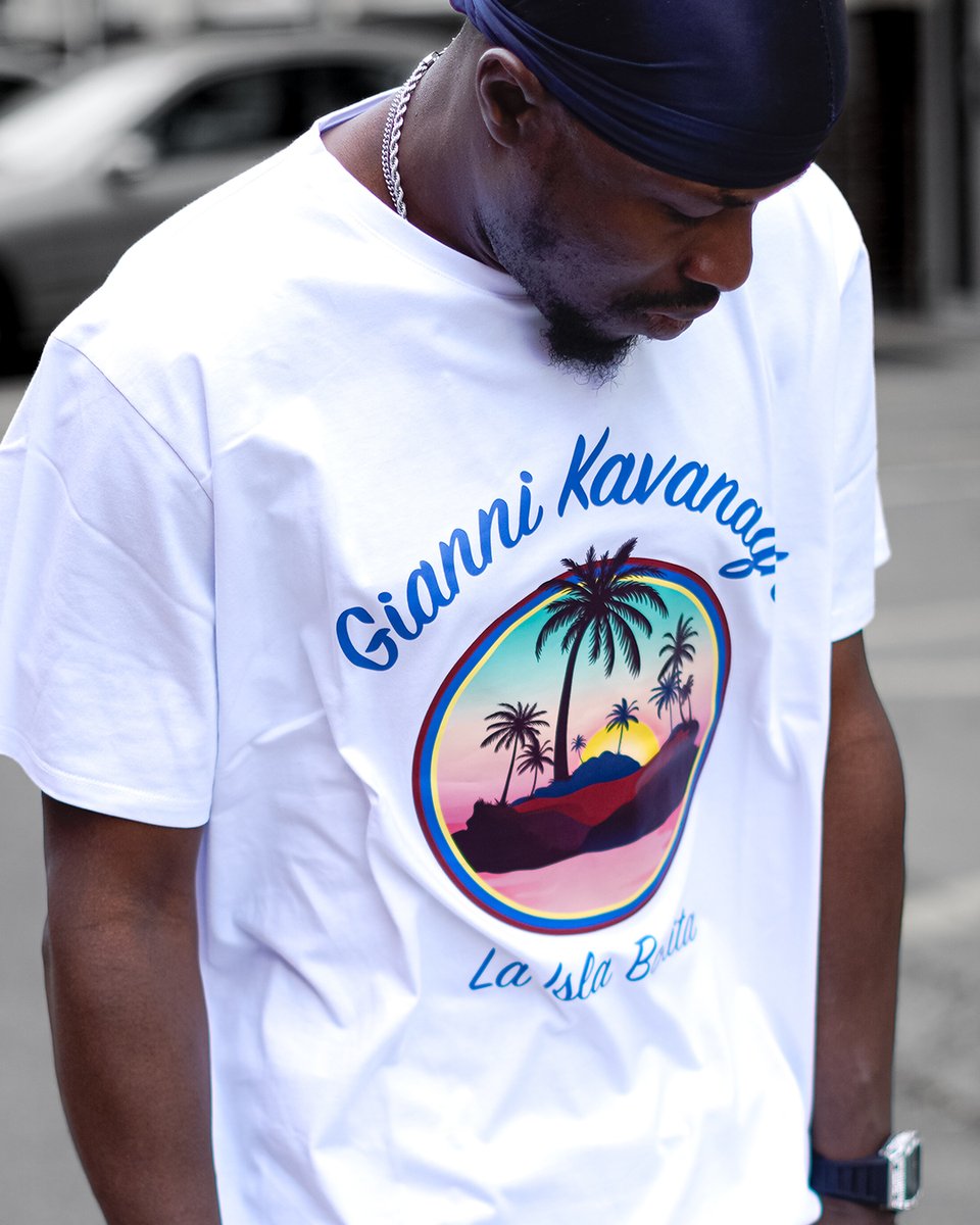 giannikavanagh's tweet photo. La Isla Bonita. Captian βαиɢ​

​#giannikavanagh #SS24 https://t.co/WPSveQSN4C