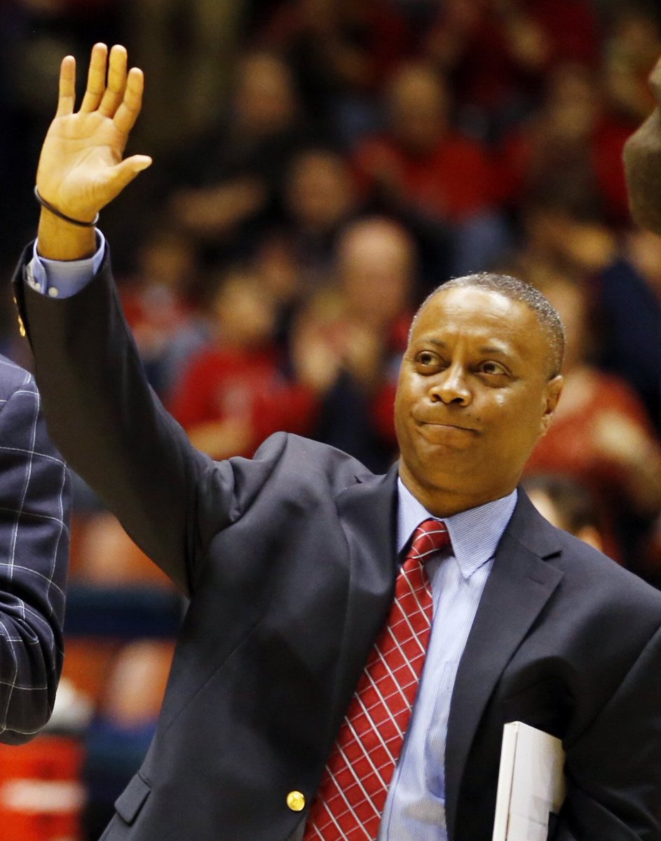 RTDjohnoconnor's tweet photo. Greg Beckwith, 60, departs as steward of @SpiderMBB spirit. Suffered fatal heart attack Friday. Ex-Richmond coach Dick Tarrant once described Beckwith as "140 pounds of courage." https://t.co/2MOLijyUKu via @RTDSports https://t.co/XUtlBNNHfY