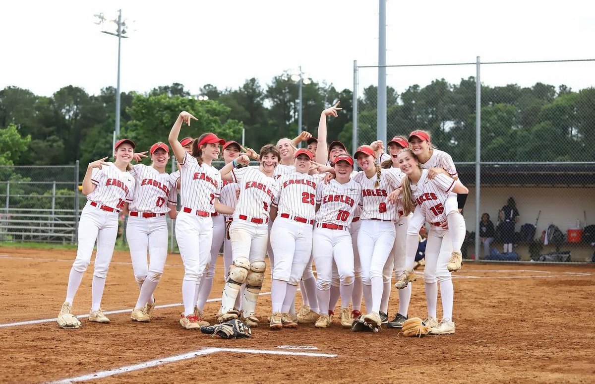 Our season came to an end earlier than expected but we fought hard all year! We ended with an 18-3 record. I finished the season with:
Pitching:
⁃91.2 IP
⁃9 ER
⁃0.68 ERA
⁃175 Ks
⁃0.136 BAA
Hitting:
⁃.418 AVG
⁃3 HR
⁃26 RBI