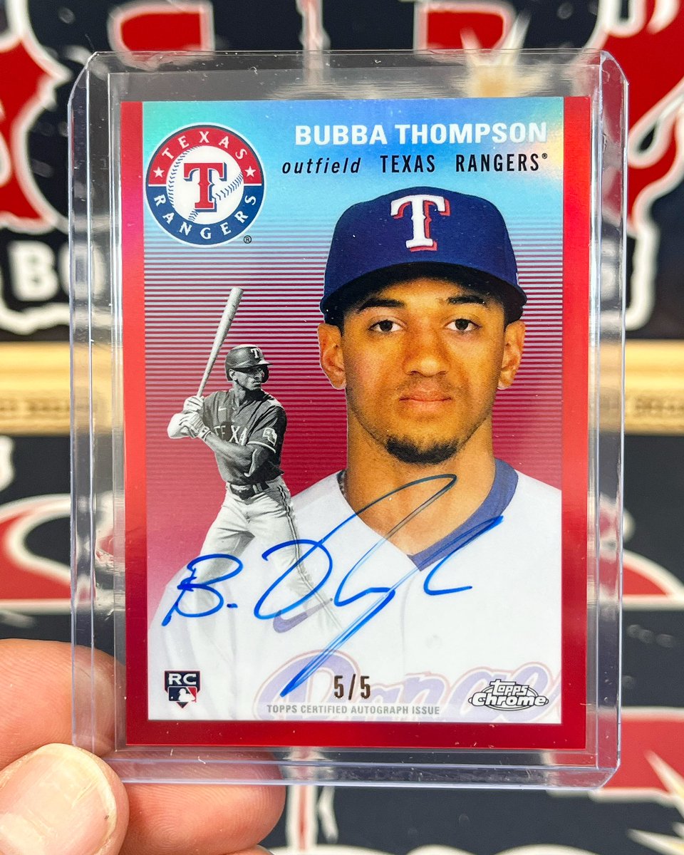 Red Refractor Rookie Auto of Bubba Thompson pulled for the Rangers last night in our @topps Chrome Platinum Anniversary breaks! 💥💥 @fanatics #baseballcards #texasrangers #rangers #thehobby #groupbreaks #boxbreaks #casebreaks #toppschrome #rookie #autograph #boom #collect