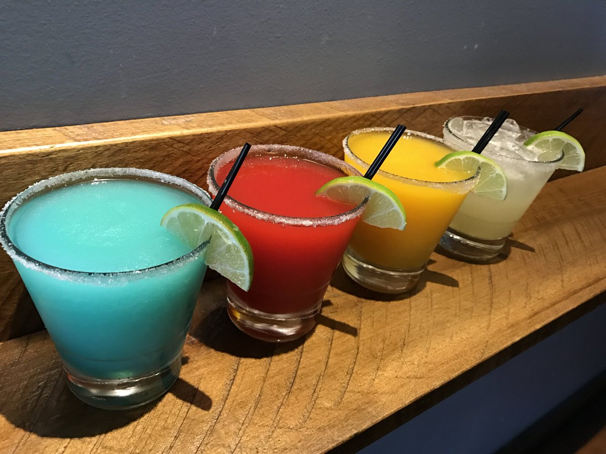 LocalTacoLEX's tweet image. Margarita Monday $2 off all day #hornitos #margaritas #margarita #tacos #localtacolex #lexingtonky