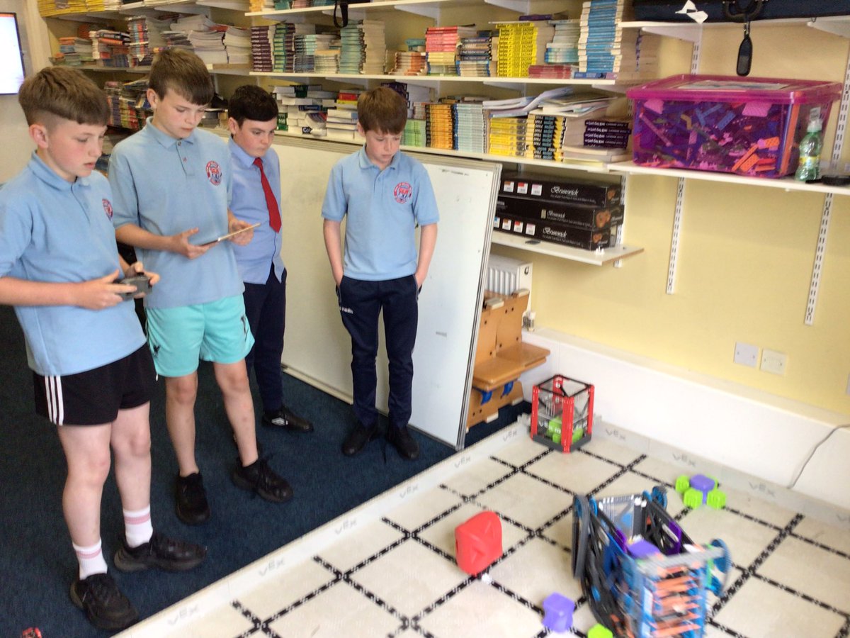 EdCentreDonegal's tweet photo. Great to meet Aidan, Harry, Evan, Ciara, Shane, Katie and Lily today from Stramore NS, Glendowan and thank you for the demonstration. The school was recently crowned Robotic Champions of the North West. They are pictured with K. Mc Taggart @KieranMcTaggar1 and Francie Friel. https://t.co/GP73tfiPlT