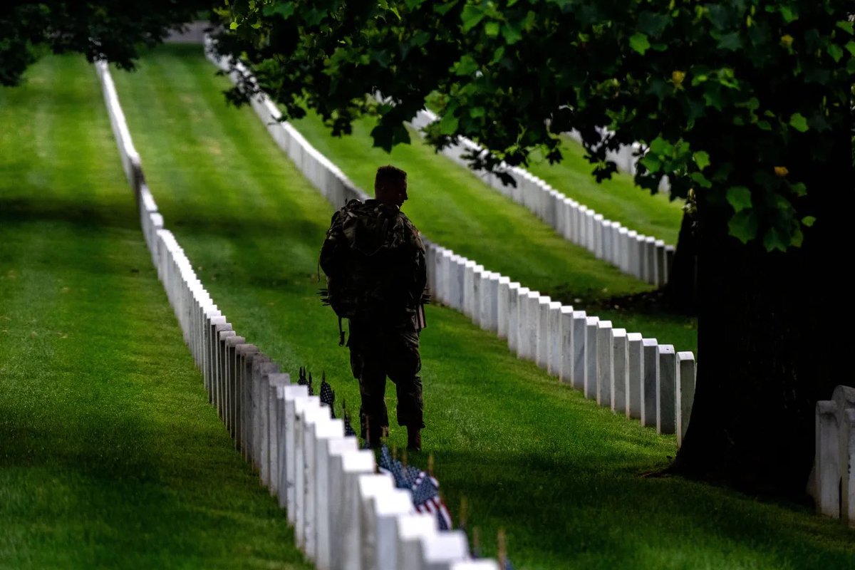 sharonmdraper's tweet photo. Thank you to those who gave their all and made the ultimate sacrifice for our country. https://t.co/ehcmNazBn0