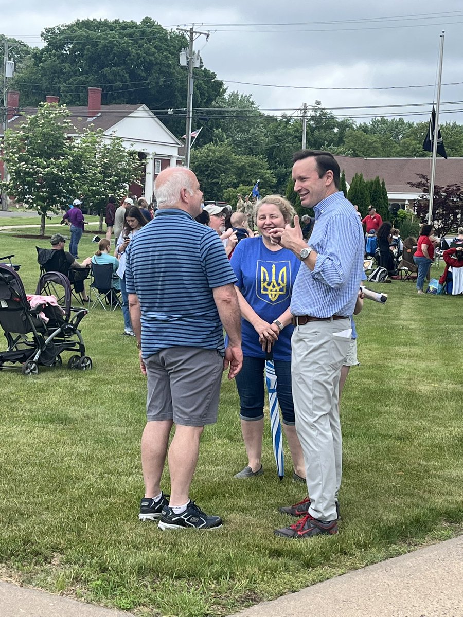 ChrisMurphyCT's tweet photo. Arranged my route for the first day of my Walk Across Connecticut today so I could participate in the East Windsor Memorial Day parade. The rain just held back! Thanks to First Selectman Bowza for hosting me. #WalkCT https://t.co/QoG41cZ2F4