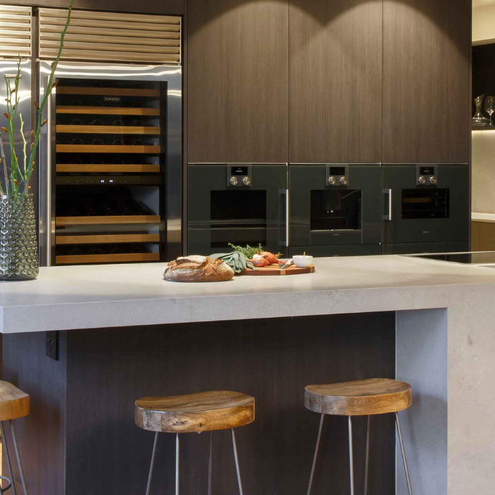 caesarstonemx's tweet photo. No solo otorgamos #diseños desafiantes, sino la tranquilidad de saber que adquiere una pieza de alta calidad. 

Todas las superficies tienen una garantía proporcionada por Caesarstone, consulta la guía de cuidado y mantenimiento para que tu placa Caesarstone dure toda la vida. https://t.co/OQTPSBJztT