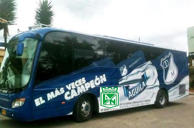 jimz220's tweet photo. @judipa0923 @ELMASGRANDE1947 @gloriosoazul No estará repetto ,pero este bus seguirá dentro  de tu CULO https://t.co/fBOQpqjXHA