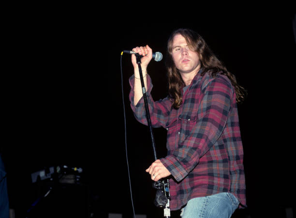 Mark Lanegan performing with Screaming Trees at Roseland in New York City on November 24, 1992. 

Photo by Ebet Roberts