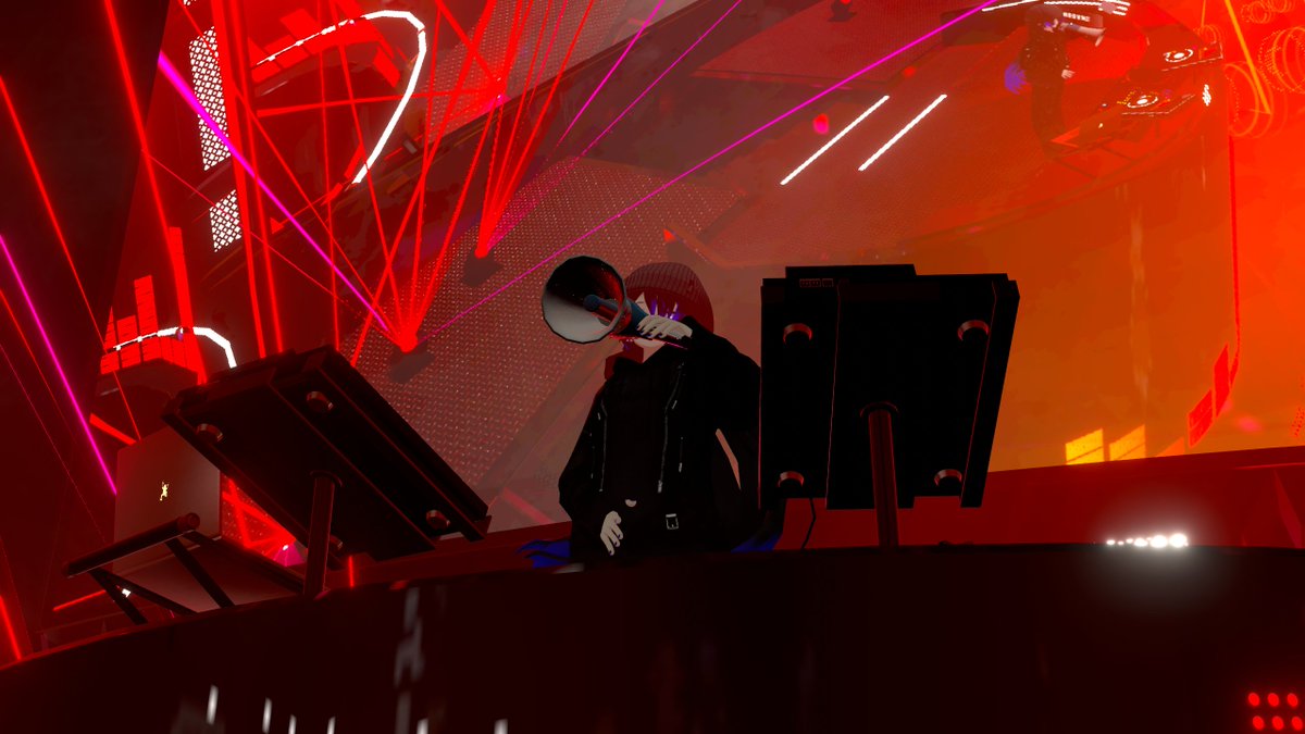 Varnitho's tweet photo. #PDL_VR #Club4D https://t.co/zpzbXq9vyd