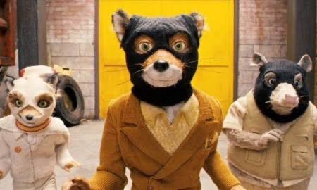 fariseo2012's tweet photo. ¿LE ENCARGARÍAS AL LOBO EL CUIDADO DEL VOTO EN LAS CASILLAS?

Todas las actividades que implican una campaña política: las visitas casa por casa, las entrevistas en medios, los foros, las reuniones vecinales, los mítines, los debates, la difusión de las propuestas, etc etc etc, todo eso es solo para el momento más importante, la jornada electoral. El día de la elección los ciudadanos deben levantarse primero con la intención de ir a votar, luego acudir a su casilla y, en la soledad y después de reflexionar, emitir su voto. Este es el momento más importante, el de votar.
Algo que tenemos claro en @accionnacional es la fundamental labor de nuestros representantes generales y de casilla; ellos supervisan el conteo de boletas antes de la elección, comprueba la identidad de cada ciudadano, vigilan que haya secrecía en el momento de emitir el voto, solicitan y verifican que se asiente en actas las inconsistencias legales durante la jornada, supervisan el cómputo de votos, firman las actas finales de votación. Verifican además que los resultados se publiquen afuera de la casilla y acompañan la entrega de boletas y resultados ante la autoridad electoral.
La labor del representante de casilla es fundamental, es el que observa que todo el trabajo que se realizó en una campaña sea respetado en el momento de la emisión del voto, por eso nuestros representantes de @accionnacional son de la gente más probada. Existen representantes que tienen más de 20 años con la responsabilidad de su casilla y es su orgullo.

En esta elección tenemos una alerta roja, conforme a la publicación oficial del @INE se puede constatar que la cobertura de casillas del PAN es solo de un 40% a nivel nacional.
@markocortes justifica la situación señalando que con los demás partidos en coalición se logra la cobertura casi total.
Le estamos confiando el cuidado de las casillas a un PRI que, en los hechos, ha entregado gubernaturas he incumplido acuerdos en repetidas ocasiones.
La pregunta seria debe ser: ¿por qué no logramos la cobertura de casillas siendo una tarea vital? 

¿LE ENCARGARÍAS AL LOBO EL CUIDADO DEL VOTO EN LAS CASILLAS?

NO, DEFINITIVAMENTE NO, PORQUE SIEMPRE SE HA ROBADO LAS ELECCIONES