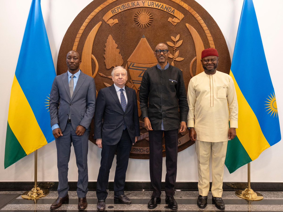 President Kagame received Jean Todt, UN Special Envoy for Road Safety, who today jointly launched with the Ministry of Infrastructure a campaign to promote safe helmets for all motorcyclists.