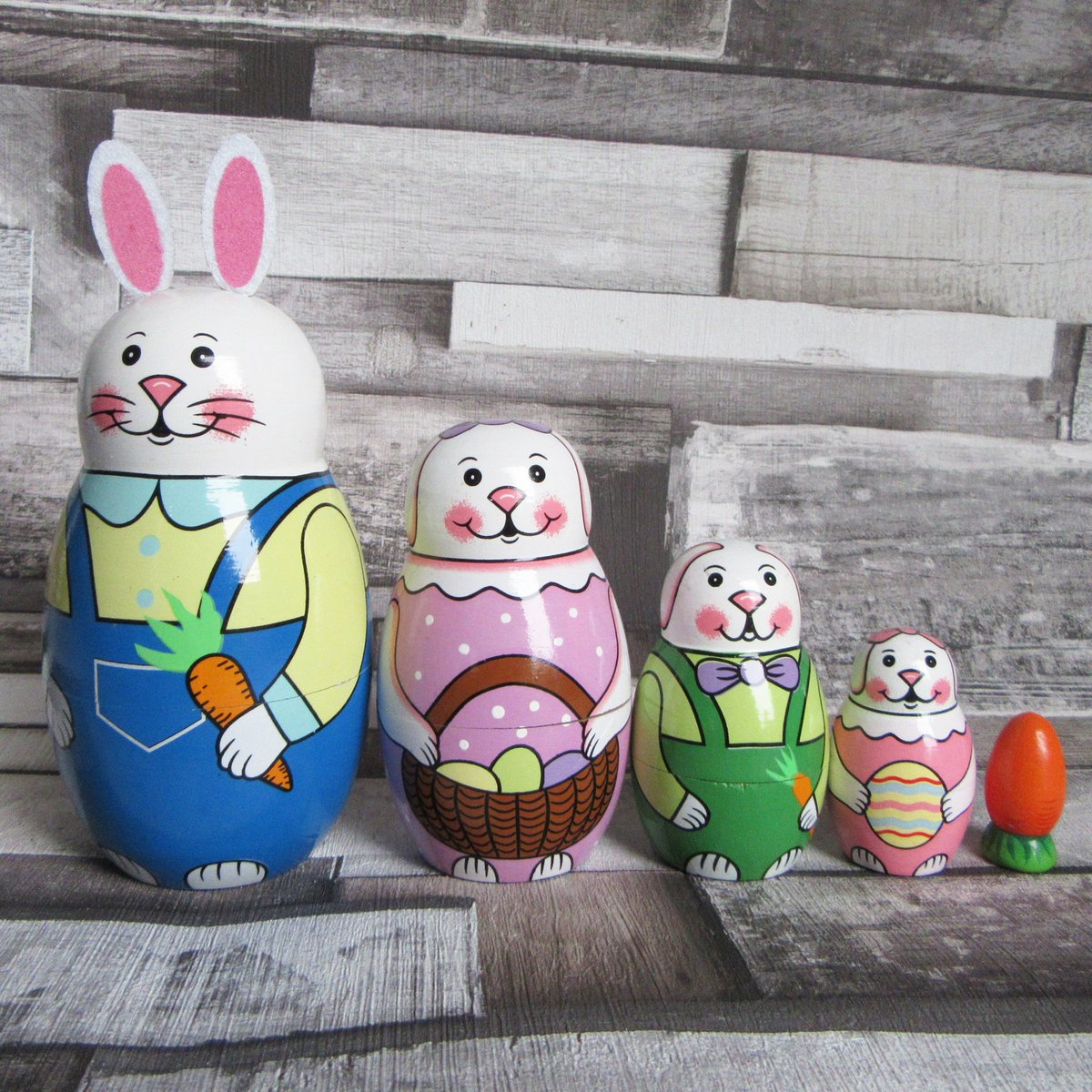 Find these cute bunnies here krasnayacrafts.etsy.com/listing/172194…… #etsyfinds #etsyhandmade #etsystore #easy #nestingdolls #bunny #bunnies #bunnyrabbit #rabbit #cute #giftideas #shopindie #earlybiz