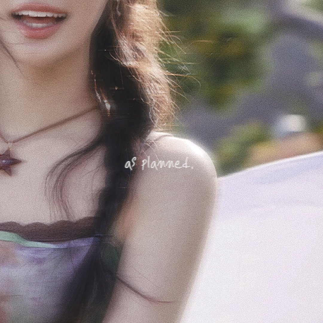 GOmSXAga8AAHi_5?format=jpg&name=medium