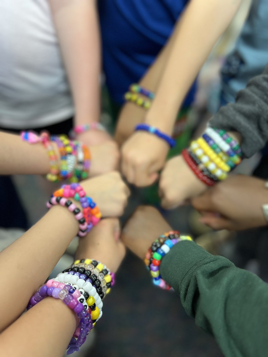 Ms. Sharma (@mssharmapdsb) on Twitter photo The ‘Bracelet Sale’ was a success! We sold out! 👏🏻 The Friendship Club sold 360 bracelets to support their community.
Thank you to all students & families for supporting the sale.
All proceeds will go to the Peel Learning Foundation. @Glendale_PS <a href="/PeelLearningFDN/">Peel Learning Foundation</a> <a href="/PeelSchools/">Peel District School Board</a> The ‘Bracelet Sale’ was a success! We sold out! 👏🏻 The Friendship Club sold 360 bracelets to support their community.
Thank you to all students & families for supporting the sale.
All proceeds will go to the Peel Learning Foundation. @Glendale_PS <a href="/PeelLearningFDN/">Peel Learning Foundation</a> <a href="/PeelSchools/">Peel District School Board</a>