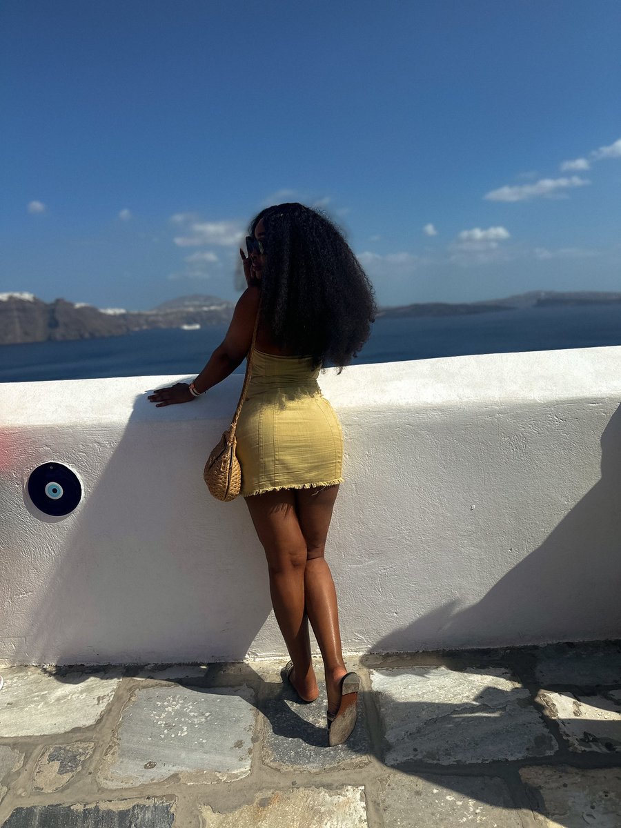 Island vacation gyal 🚢 🇬🇷