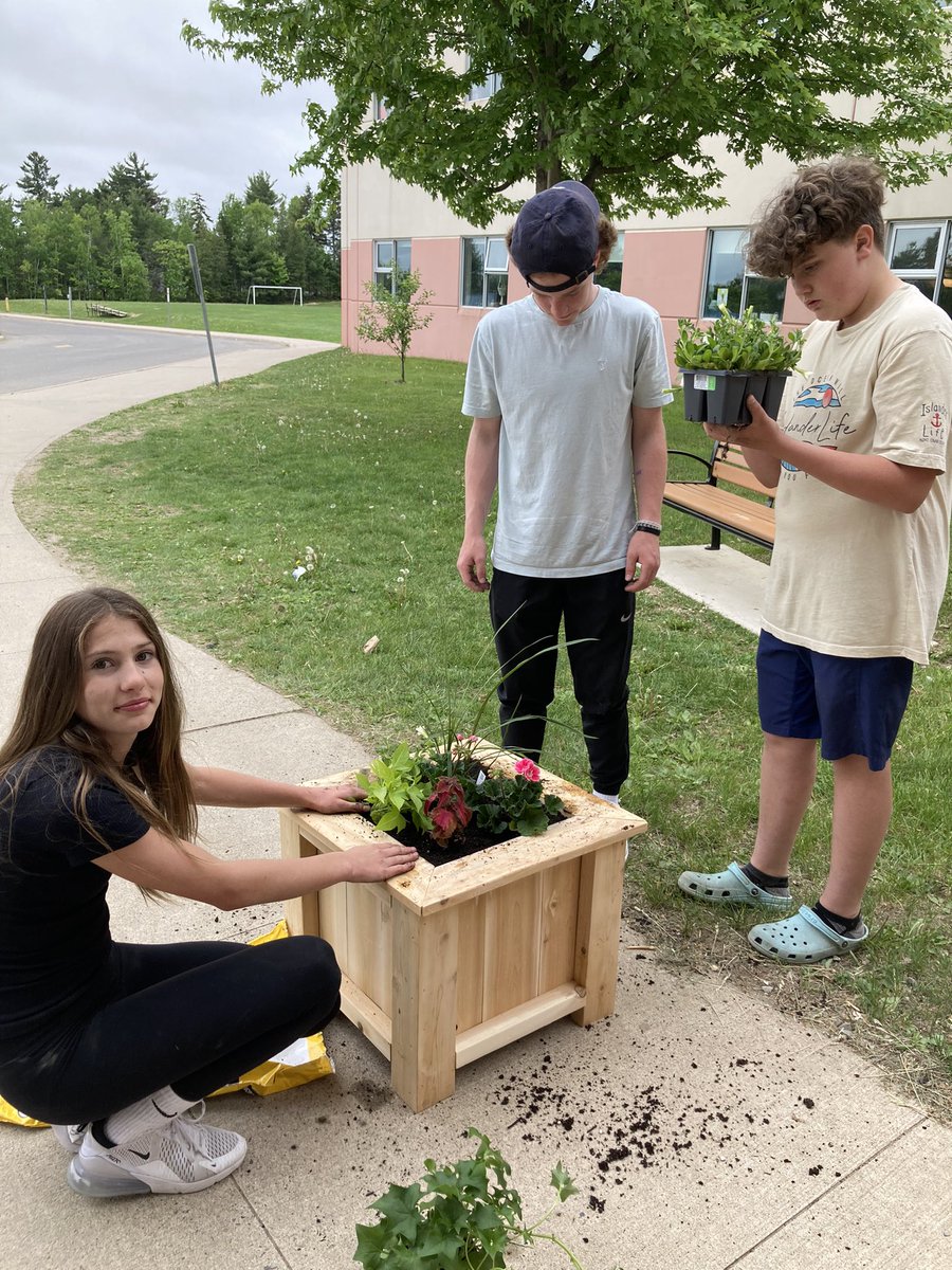 Bliss Carman Eagles tweet media