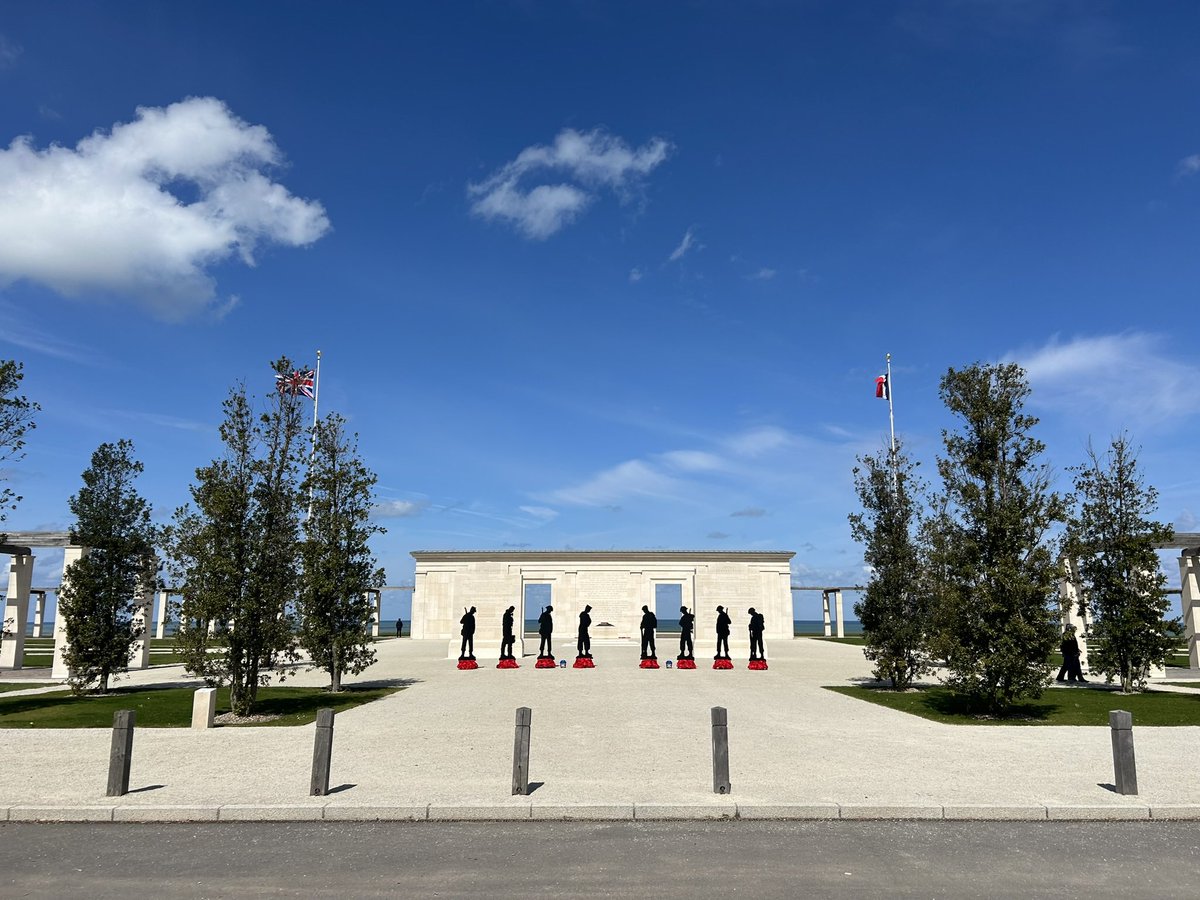 Rachel Burden tweet media