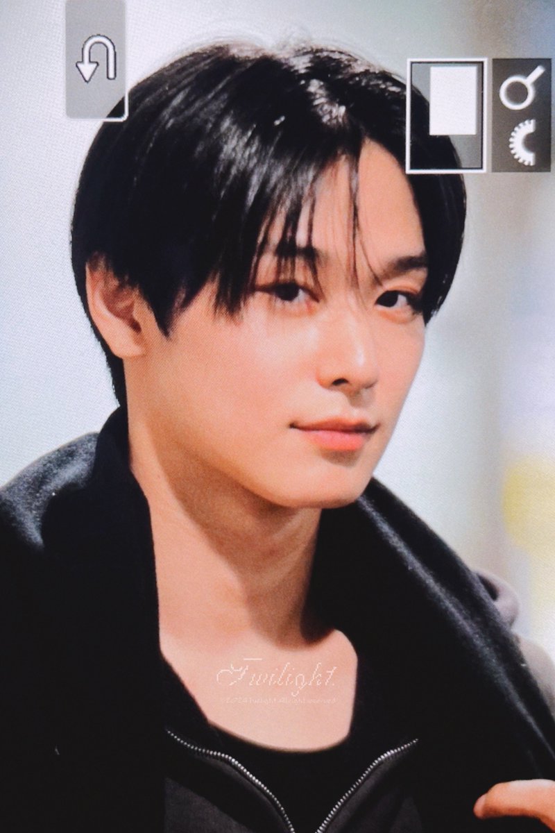 𝗧𝘄𝗶𝗹𝗶𝗴𝗵𝘁. tweet media