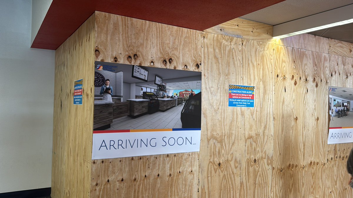 JHoffman_DC's tweet photo. @Fly_Shreveport why have you closed for reconstruction 2/3 of your restaurant/food counters at the same time? One at a time would serve more hungry and delayed passengers needing options that aren't clear across the airport, have minimal options and a long line. https://t.co/WSXkBiCBx6