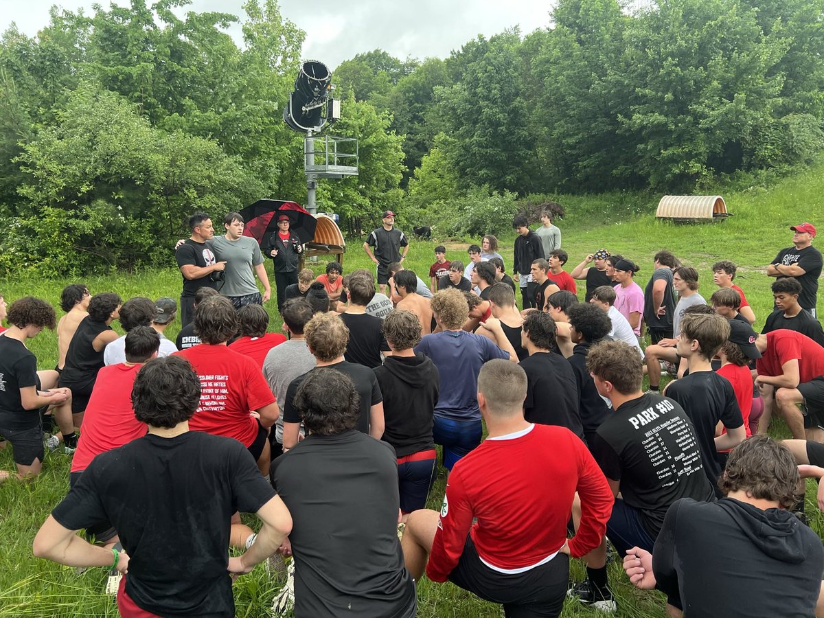 topperfb's tweet photo. Today marked the 37th time the Hilltoppers kicked off summer at Alpine Valley. https://t.co/r9LuUZuNeu