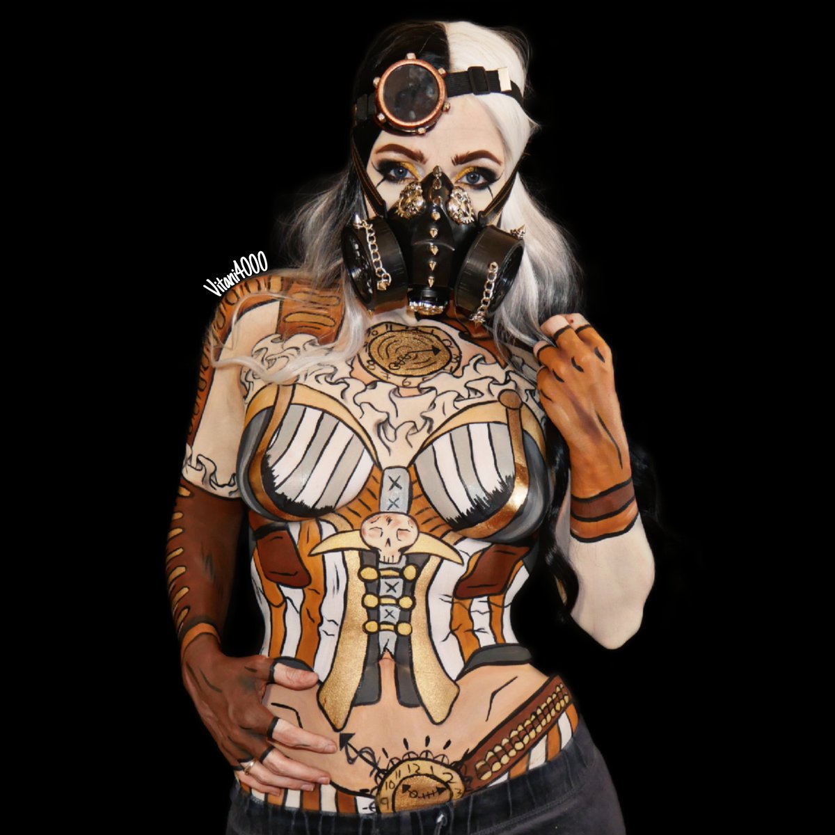 It has been SO LONG since I did anything Steampunk! It's such a fun concept to do. Hopefully more coming soon:)

This was bodypaint number 224:)

#artist #steampunk #cosplay #bodypaint #graftobian