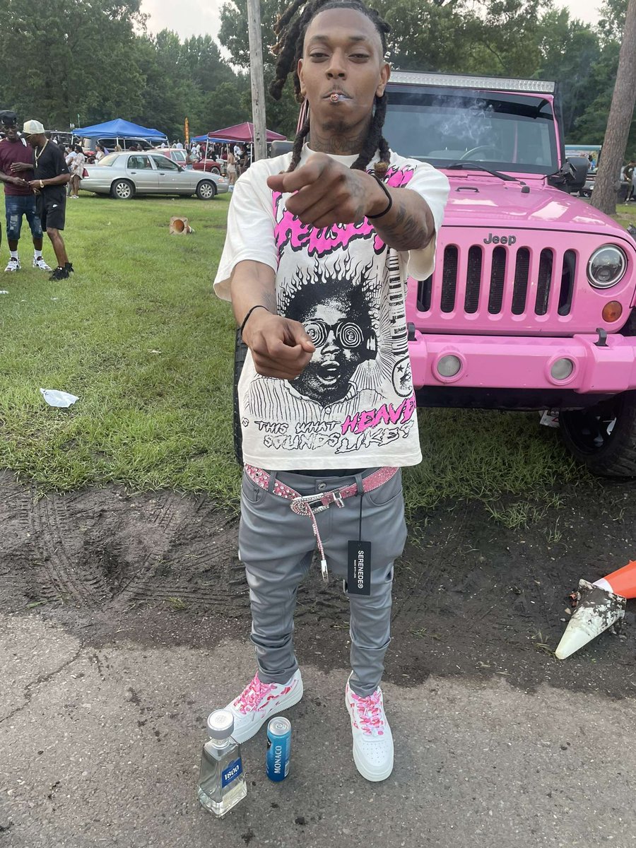 TopWestsidee's tweet image. Dont go misleadin me i wont mislead u i was ona phone wit #lamuertaa he said he seen u 😢😢😂😂 #Springfest2024