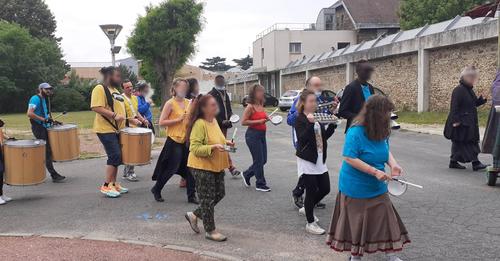 À #Villejuif, l'hôpital psychiatrique Paul Guiraud lance un festival culturel pour faire de la prévention autrement sur la santé mentale 94.citoyens.com/2024/a-villeju…