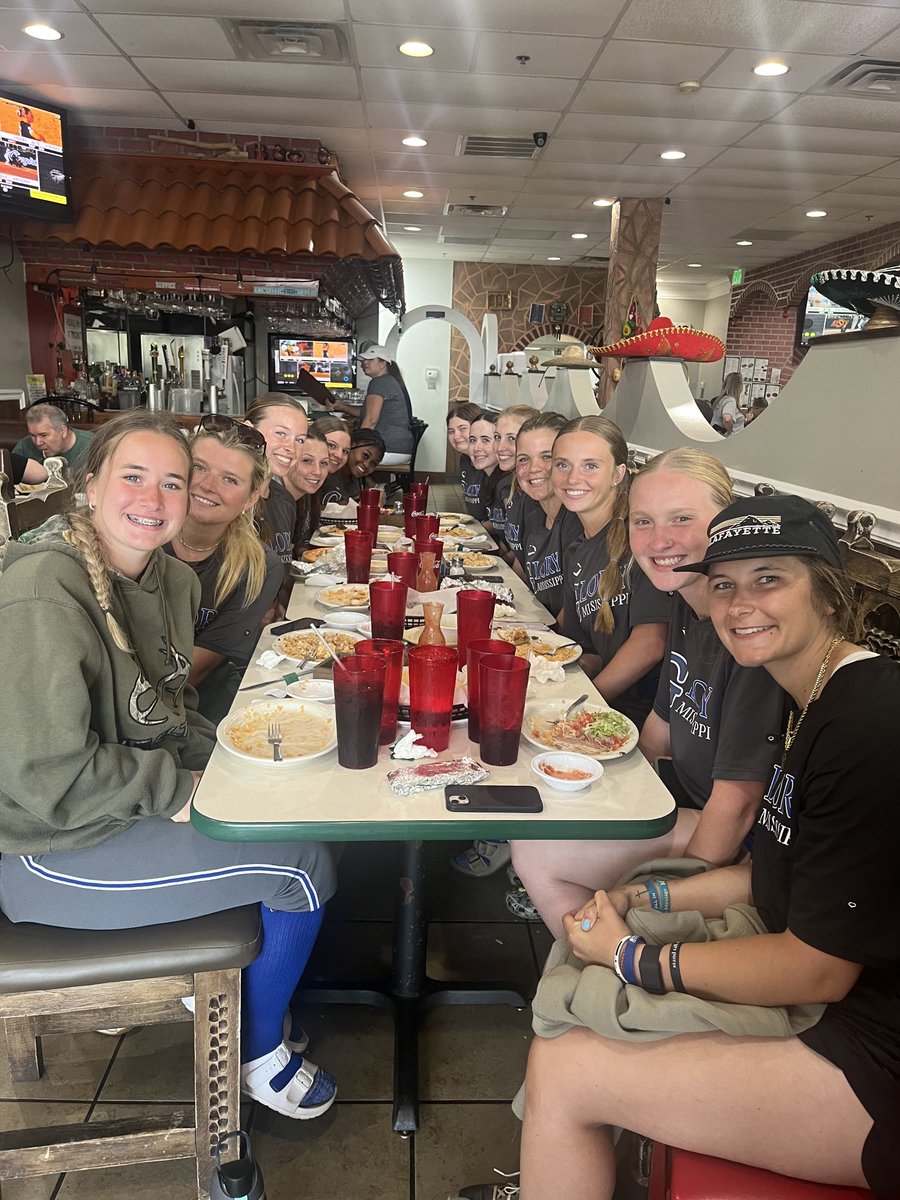 2024 MS Glory Mini Camp-National 16-Lewis-National 18-Lewis enjoying their team dinner! #ALLIN!