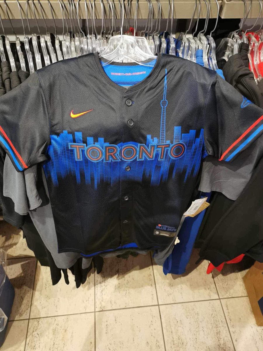 Looks like the Blue Jays City Connect jerseys have leaked (via @paintsbyparkin)