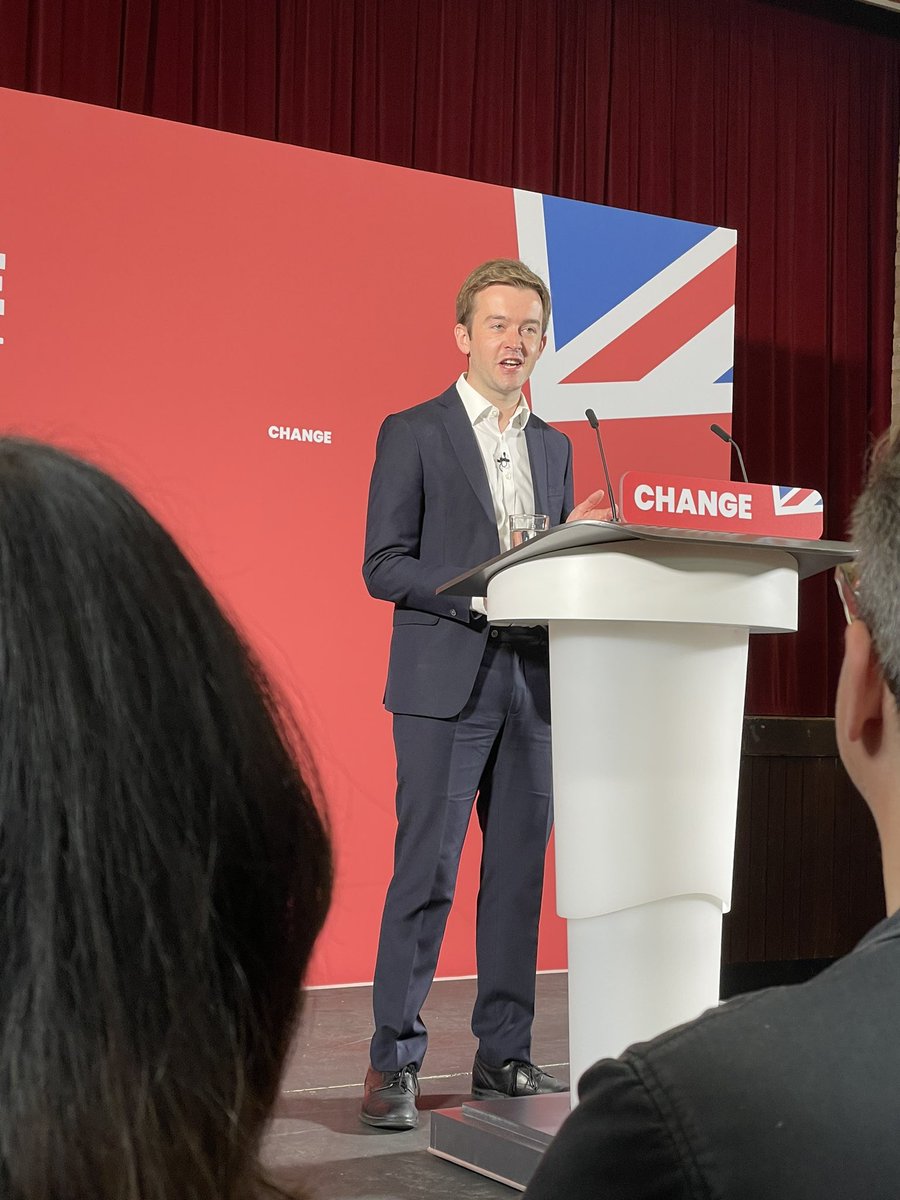 Jeremy4StMarys's tweet photo. Keir Starmer in Lancing, Sussex, with his first keynote general election speech. Residents voted for change in Adur on 2 May joining Worthing and Brighton&amp;Hove as Labour-led councils. Pics of Keir, @tomrutland and some of the Adur councillors at this #RedSeaWall event. https://t.co/XcE76vNh3y