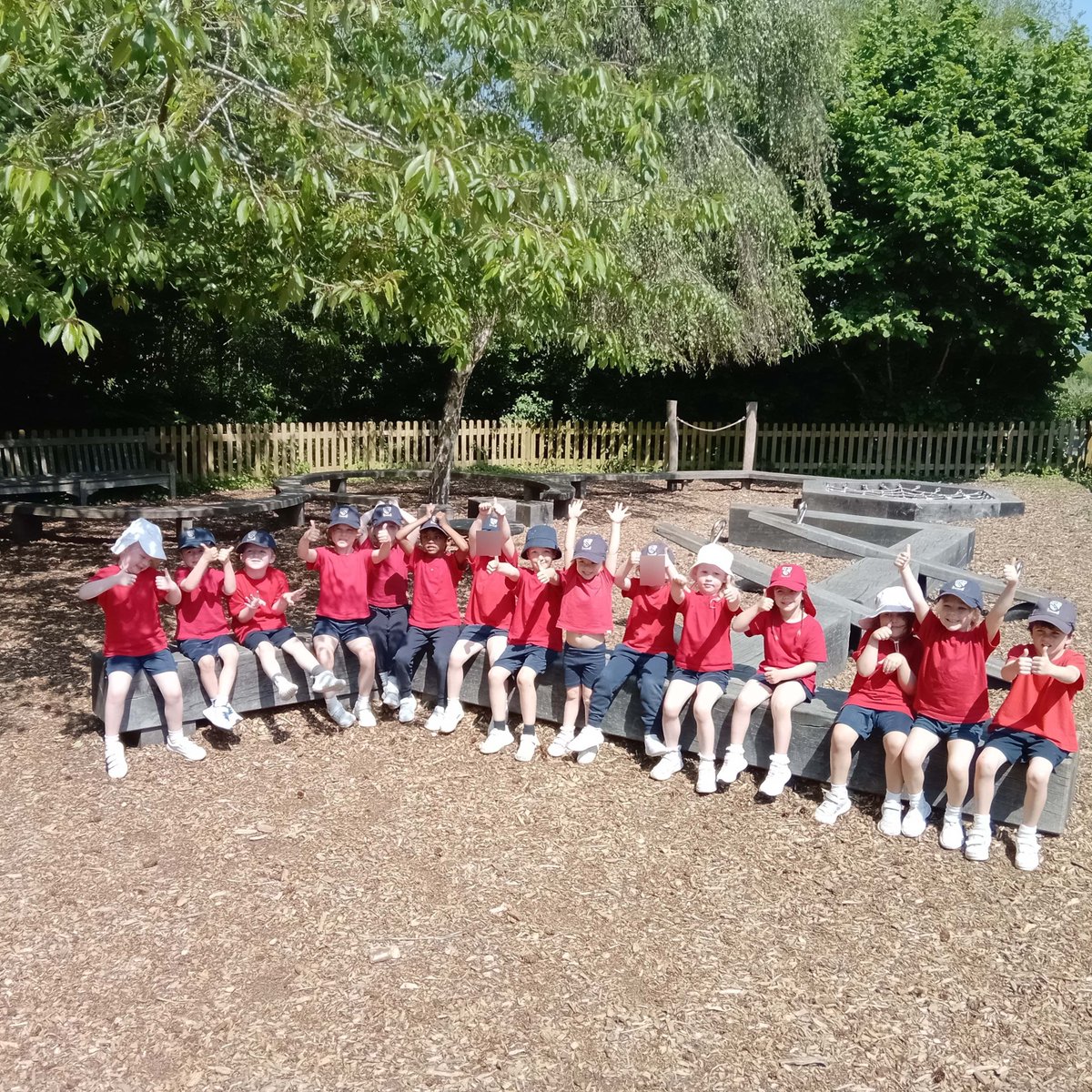 Our Reception children had a wonderful time @WWTArundel. They went pond dipping, catching a multitude of different creatures, including water boatmen, damselfly nymphs, ramshorn snails, very fast-swimming diving beetles, a variety of worms, and some leeches. #LPW