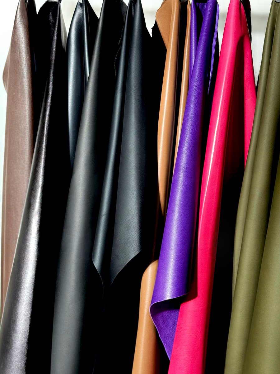 NonaSource's tweet photo. Nona Source is pleased to announce the official launch of its new range of surplus leathers! Delve into our new collection of Calf, Taurillon, Cow, Goat and Lamb: https://t.co/PM0drFwyB5
#nonasource https://t.co/ndNrZ8itRu