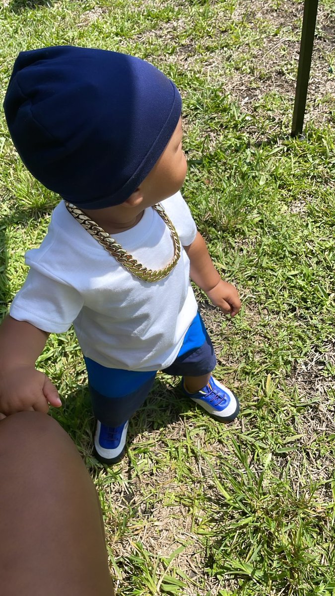 Kgutta5's tweet photo. Cookouts and white tees bout you son❤️ 
#mrpopit https://t.co/O8ilELzALK