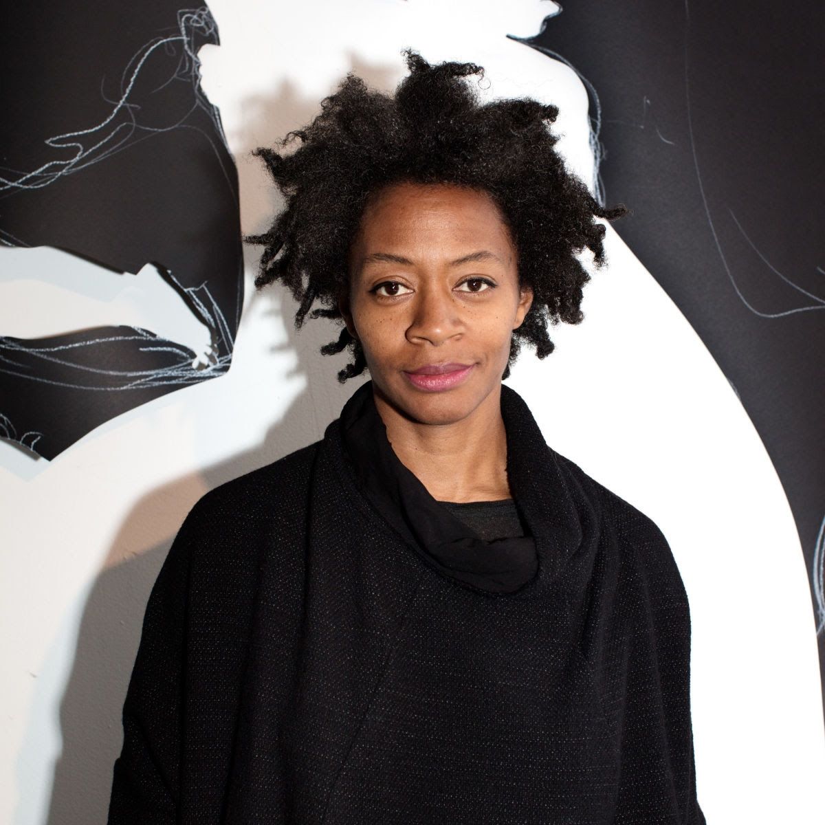 #ST10WeAdmire Kara Walker (born 1969) is a contemporary American visual artist known for her powerful explorations of race, gender, & politics. Her work often delves into themes of violence & anti-fascism, challenging viewers to confront uncomfortable truths about society.