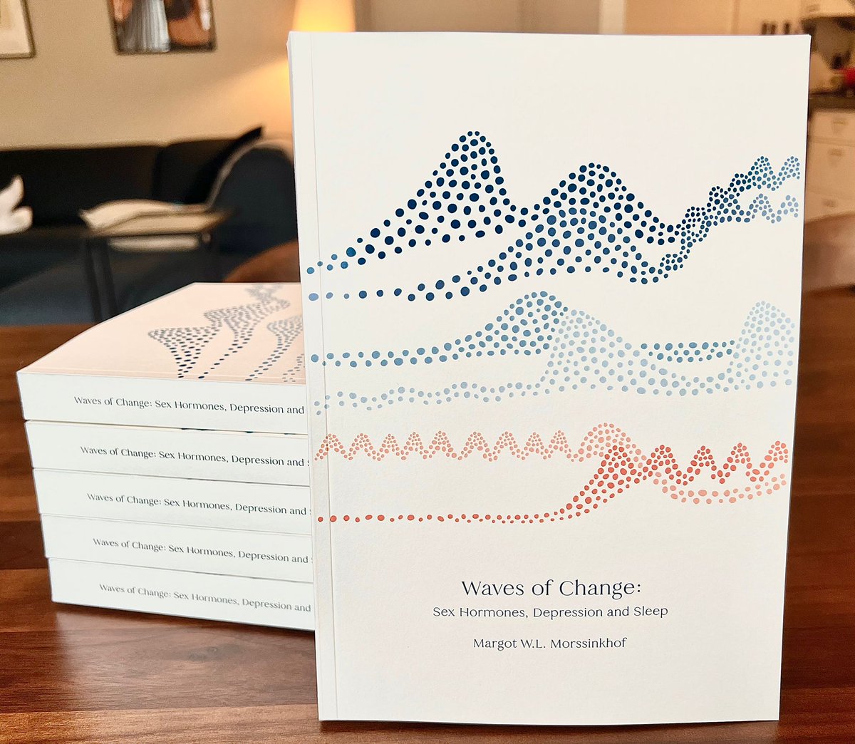 HormonoGo's tweet image. They're here! I received my printed PhD theses today🥹. So surreal to hold five years of research in my hands, but also excited for my defense on June 28th!