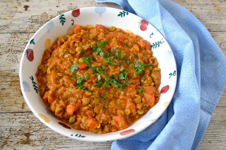 Choclette8's tweet photo. Green Split Pea Curry. A frugal but delicious meal, suitable for vegetarians, vegans and those on a gluten-free or nut-free diet. Serve with brown rice for a filling and nutritious meal #CurryRecipe #VeganRecipe #dhal
https://t.co/7qyO4KQF5L https://t.co/xuF5Lc3hRh